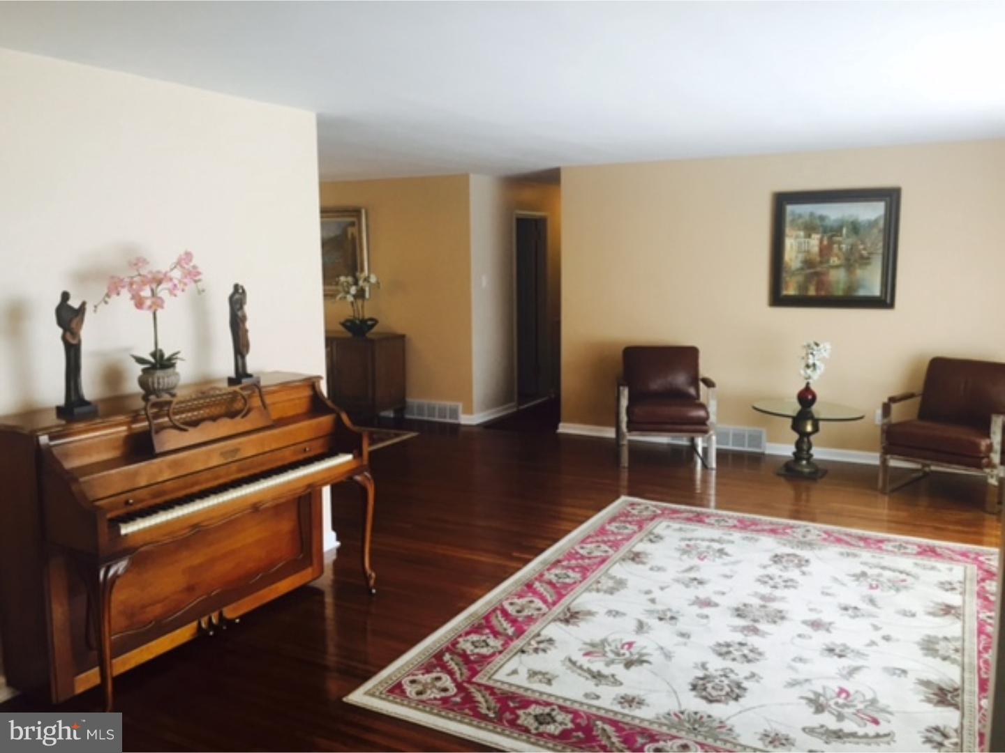 3944 Pine Road Huntingdon Valley, PA 19006 - Photo 10 of 22 Gallery Image 10