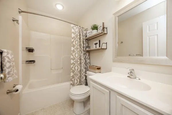 $375,000 | 2752 Fynamore Lane, Downingtown, PA 19335