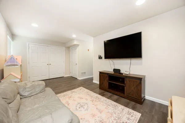 $375,000 | 2752 Fynamore Lane, Downingtown, PA 19335