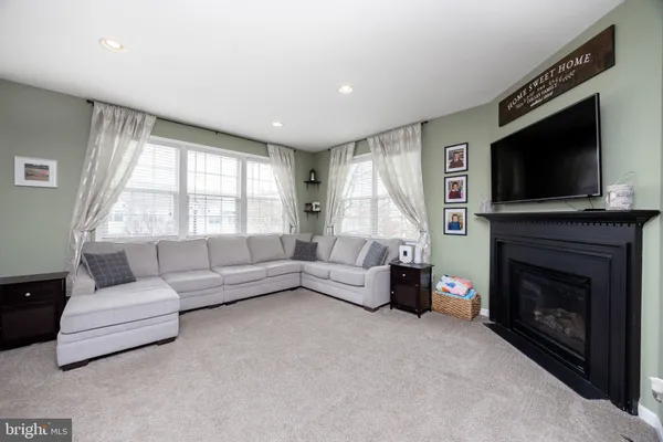 $375,000 | 2752 Fynamore Lane, Downingtown, PA 19335