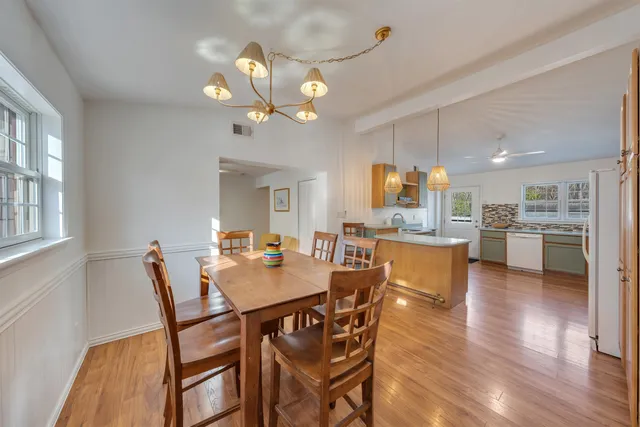 $525,000 | 220 Iselin Road, Cape May, NJ 08204