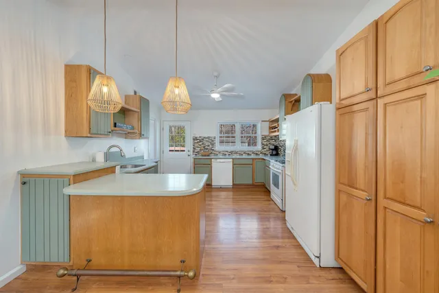 $525,000 | 220 Iselin Road, Cape May, NJ 08204