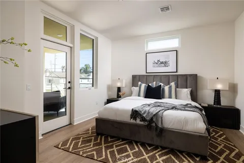 $1,460,000 | 414 Main Street, Unit 310, Huntington Beach, CA 92648