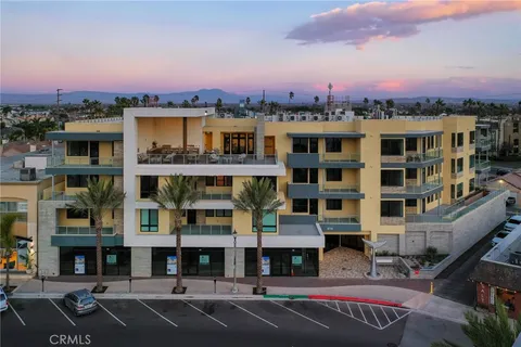 $1,460,000 | 414 Main Street, Unit 310, Huntington Beach, CA 92648