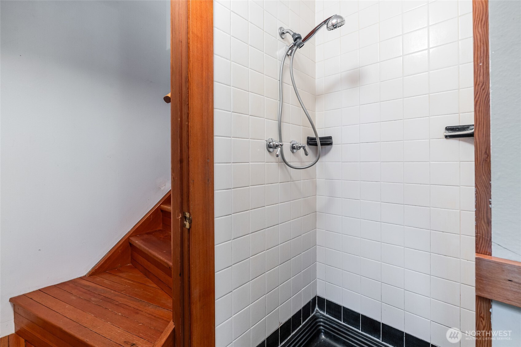 2751 West Valley Road Chimacum, WA 98325 - Photo 13 of 32