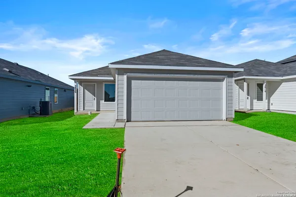 $1,540 | 3820 Swift Fox Road, New Braunfels, TX 78132