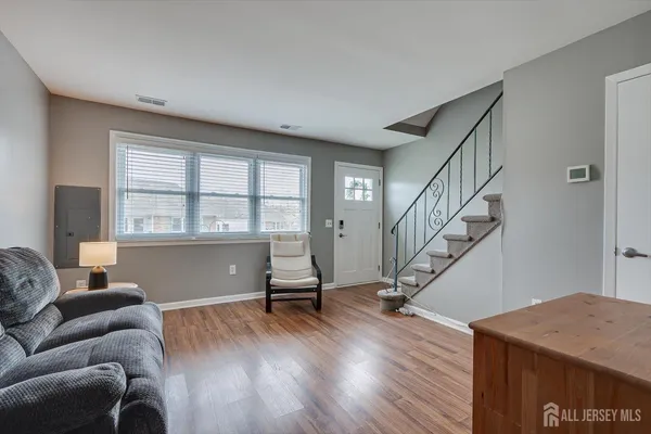 $319,000 | 7 Kansas Court, Old Bridge, NJ 07747