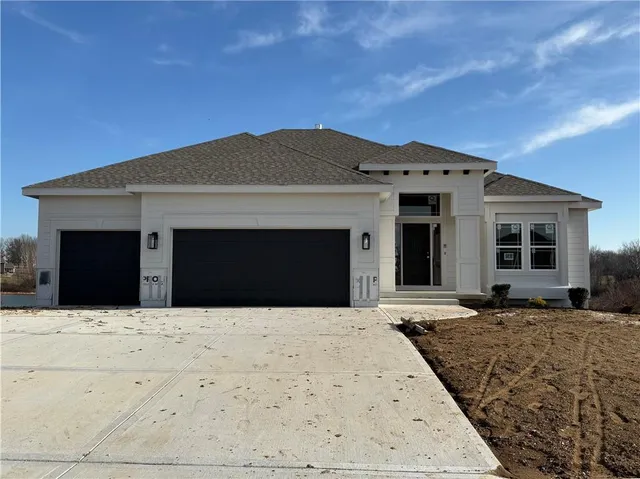 $649,900 | 1027 Fir Lane, Liberty, MO 64068