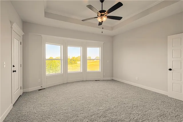 $649,900 | 1027 Fir Lane, Liberty, MO 64068