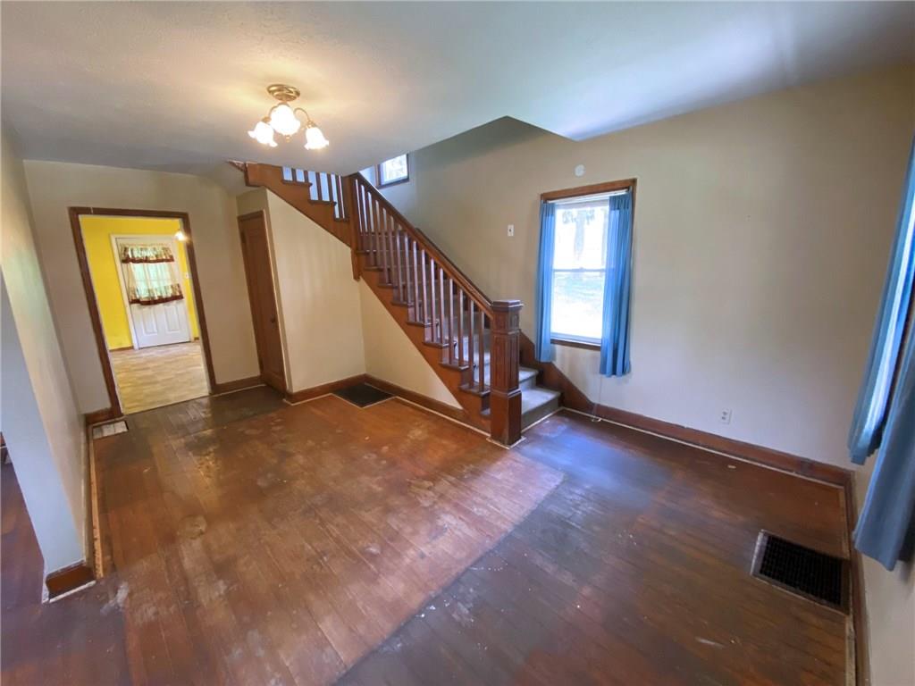 274 Tent Church Road Uniontown, PA 15401 - Photo 7 of 25