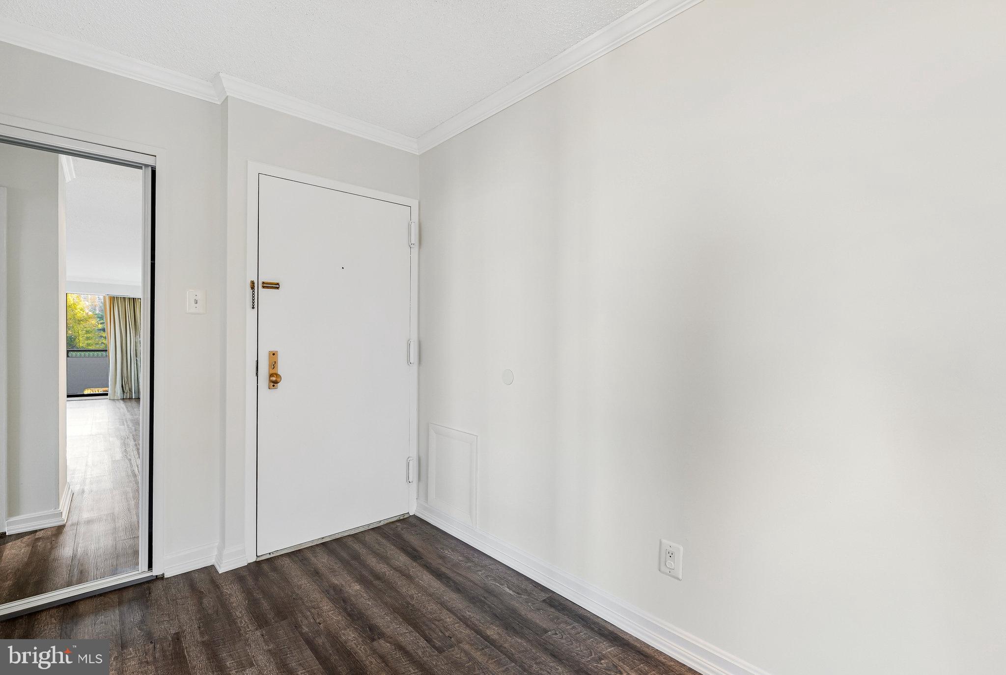 1800 Old Meadow Road, Unit 302 McLean, VA 22102 - Photo 11 of 35