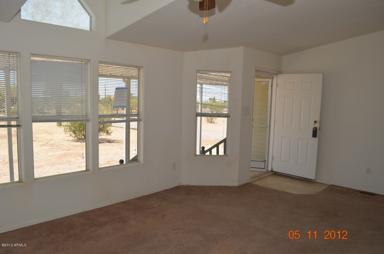 3749 North Razorback Drive Florence, AZ 85132 - Photo 4 of 20 C:\fakepath\DSC_0127