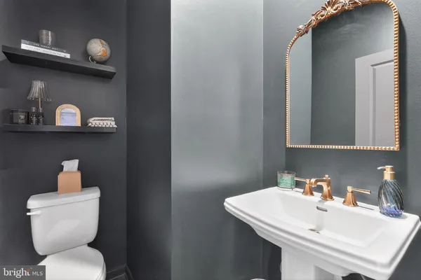 $799,900 | 1017 Mariwill Drive, Quakertown, PA 18951