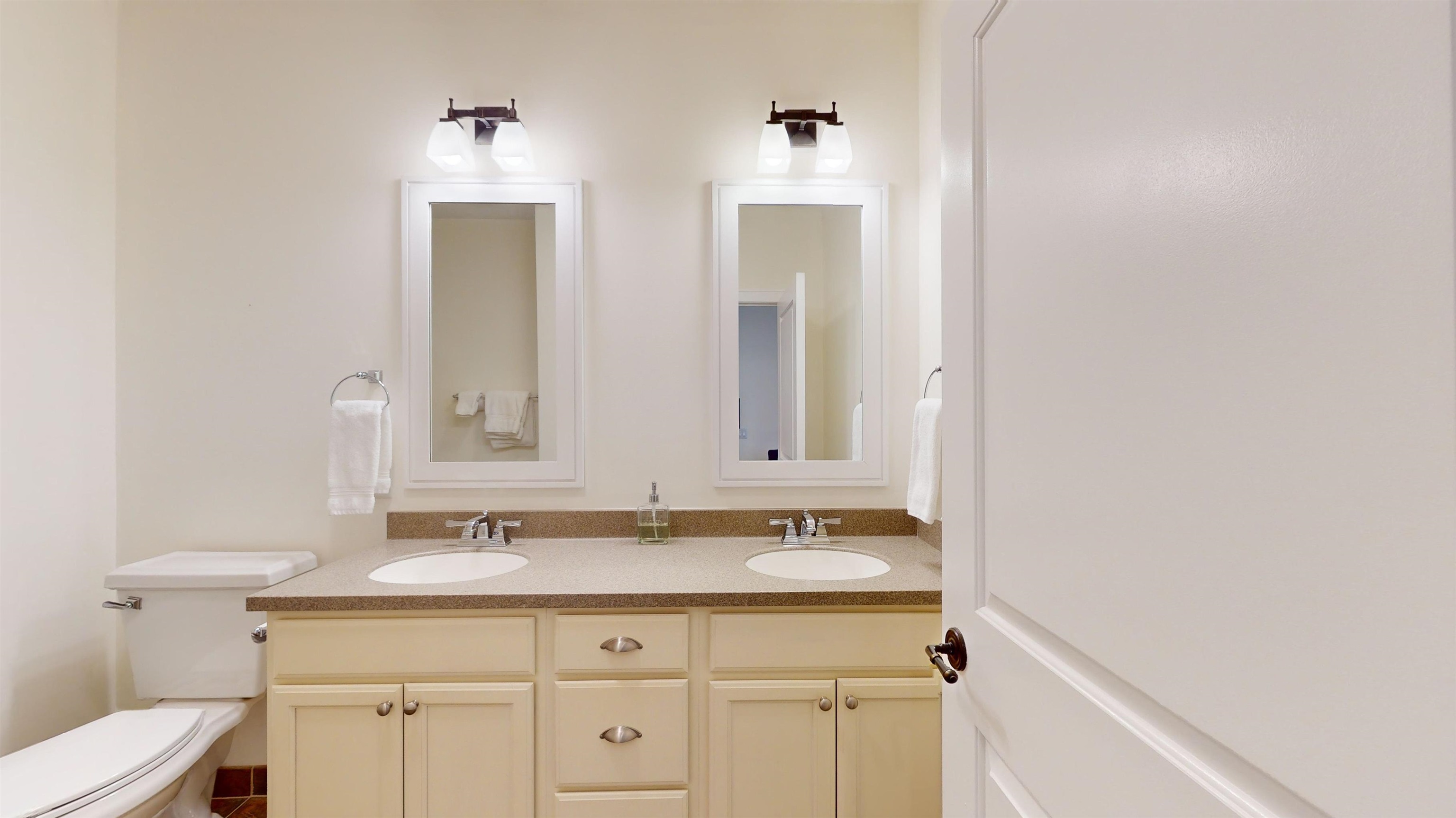 70 Maple Street, Unit 205 Middlebury, VT 05753 - Photo 17 of 26