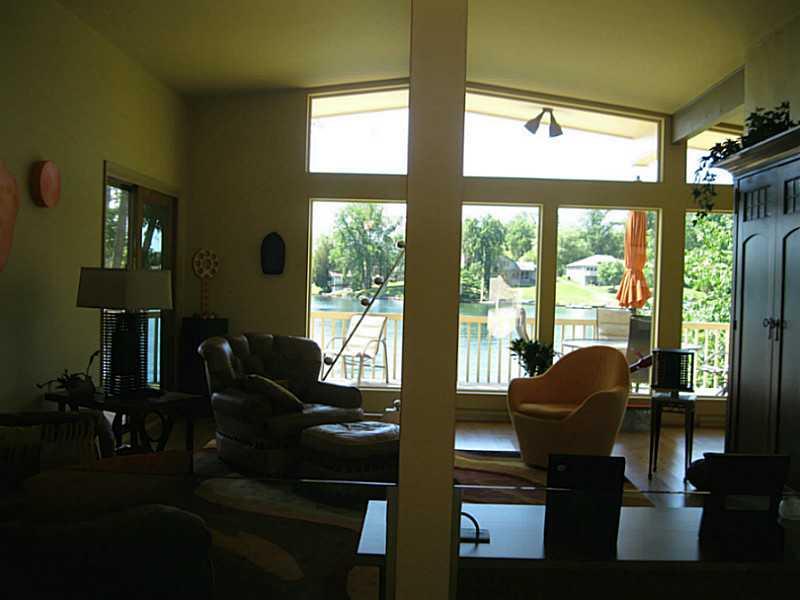 9347 West Mirror Road Columbus, IN 47201 - Photo 7 of 24 Gallery Image 7