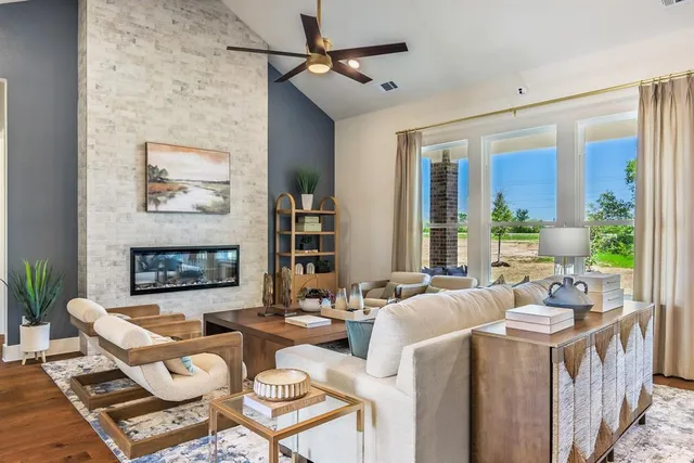 $553,990 | 309 Slimp Bluff, Azle, TX 76020