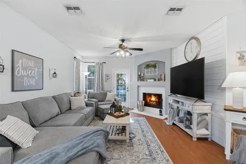 $385,000 | 7804 Seven Oaks Lane, Denton, TX 76210