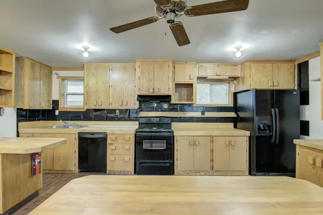 $195,000 | 611 8th Street East, Wabasha, MN 55981