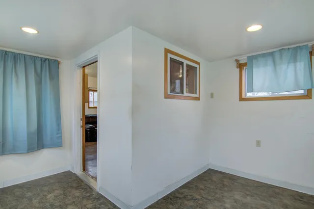 $195,000 | 611 8th Street East, Wabasha, MN 55981