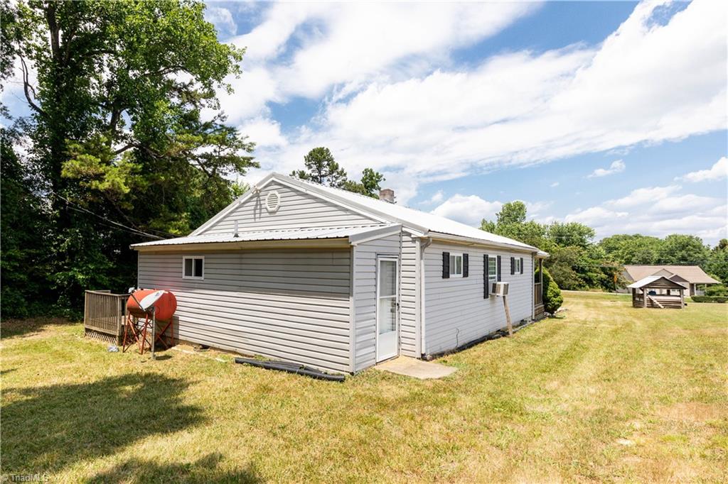 208 Albertson Road Thomasville, NC 27360 - Photo 19 of 19 Gallery Image 19