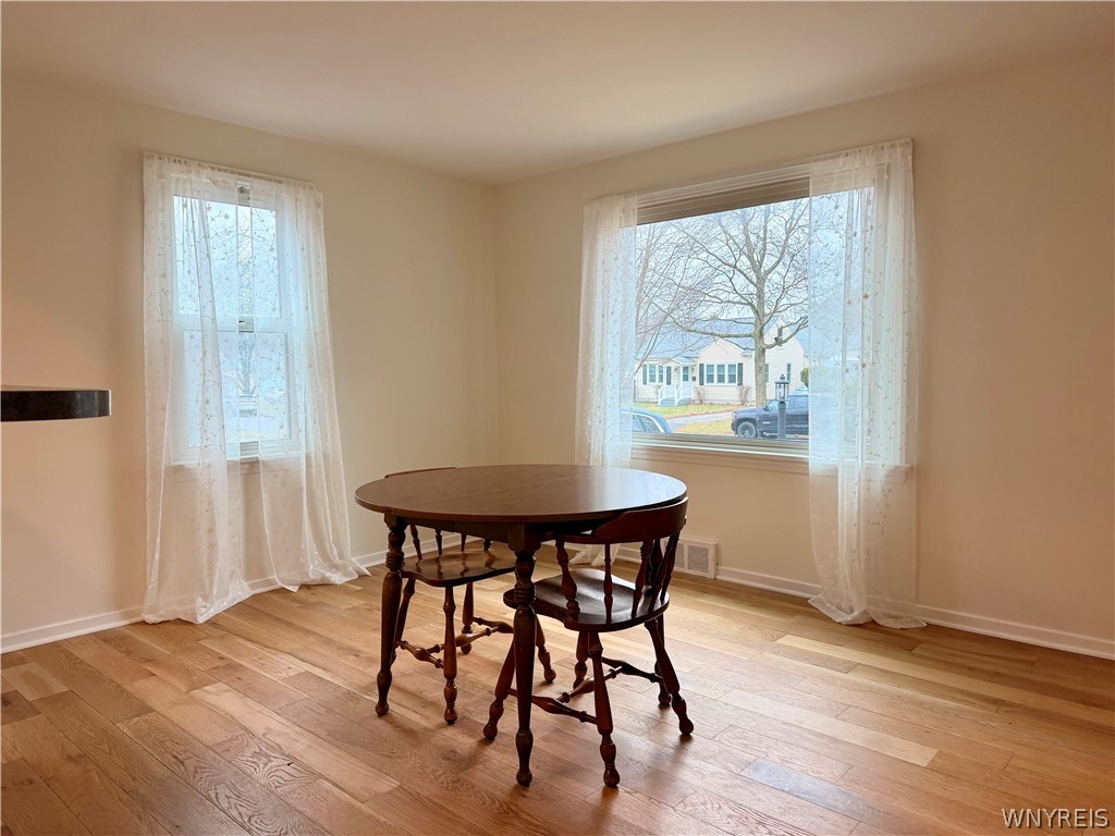 266 Merrymont Road Cheektowaga, NY 14225 - Photo 14 of 47