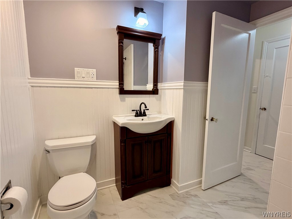 266 Merrymont Road Cheektowaga, NY 14225 - Photo 21 of 47