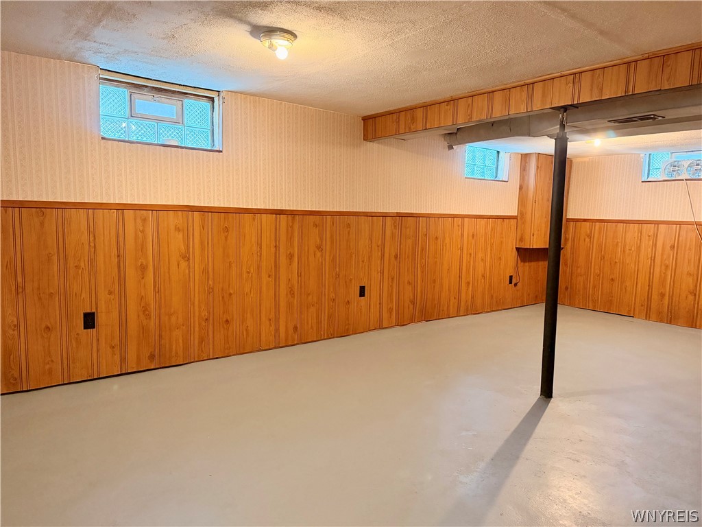 266 Merrymont Road Cheektowaga, NY 14225 - Photo 39 of 47