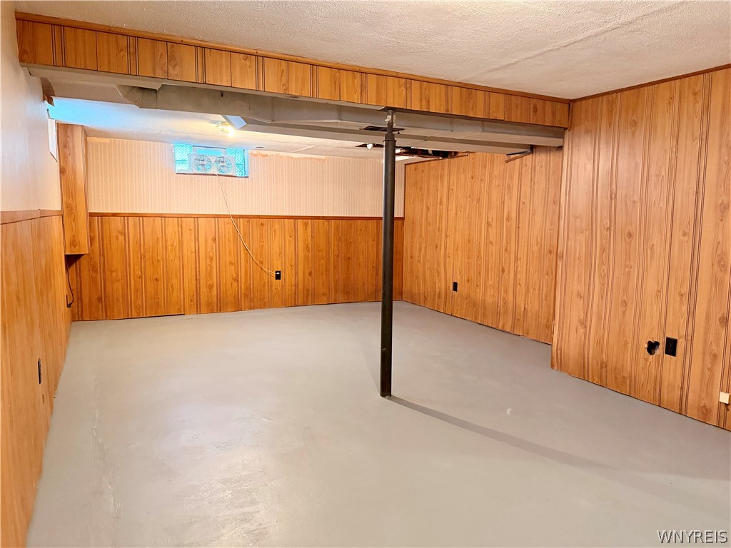 266 Merrymont Road Cheektowaga, NY 14225 - Photo 40 of 47