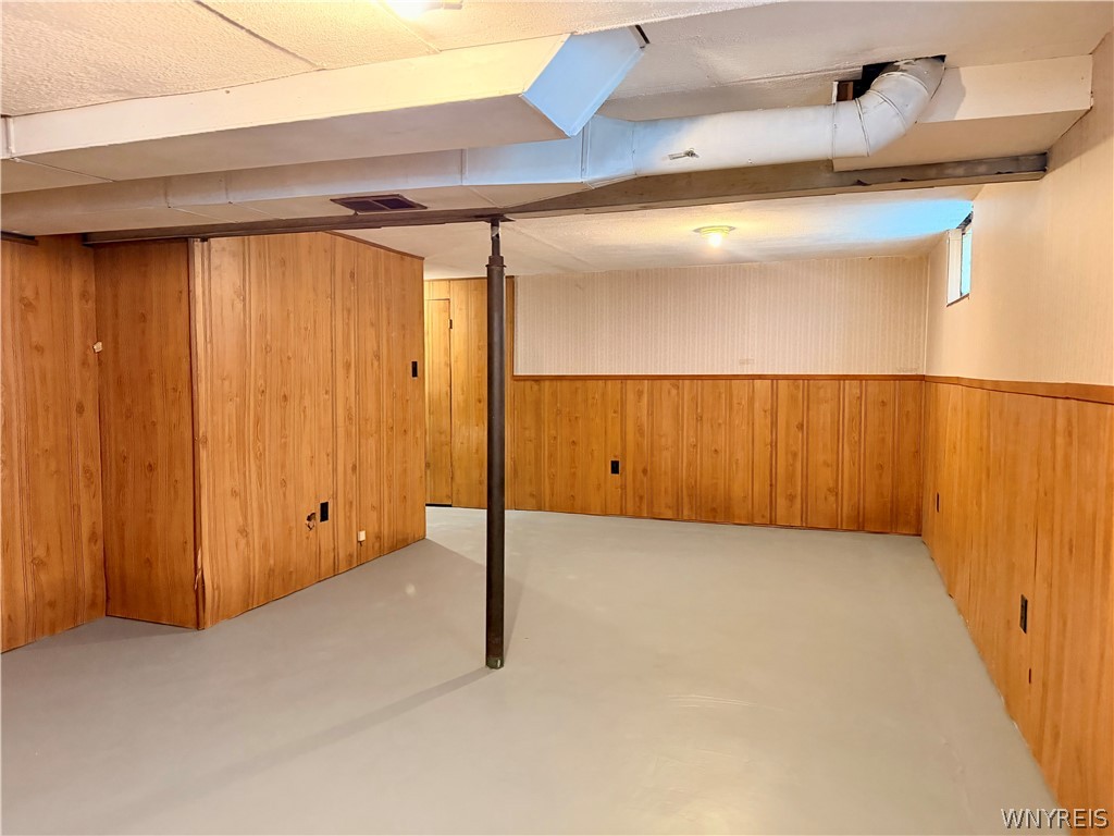 266 Merrymont Road Cheektowaga, NY 14225 - Photo 41 of 47