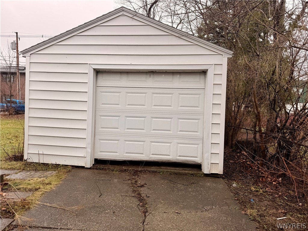 266 Merrymont Road Cheektowaga, NY 14225 - Photo 46 of 47