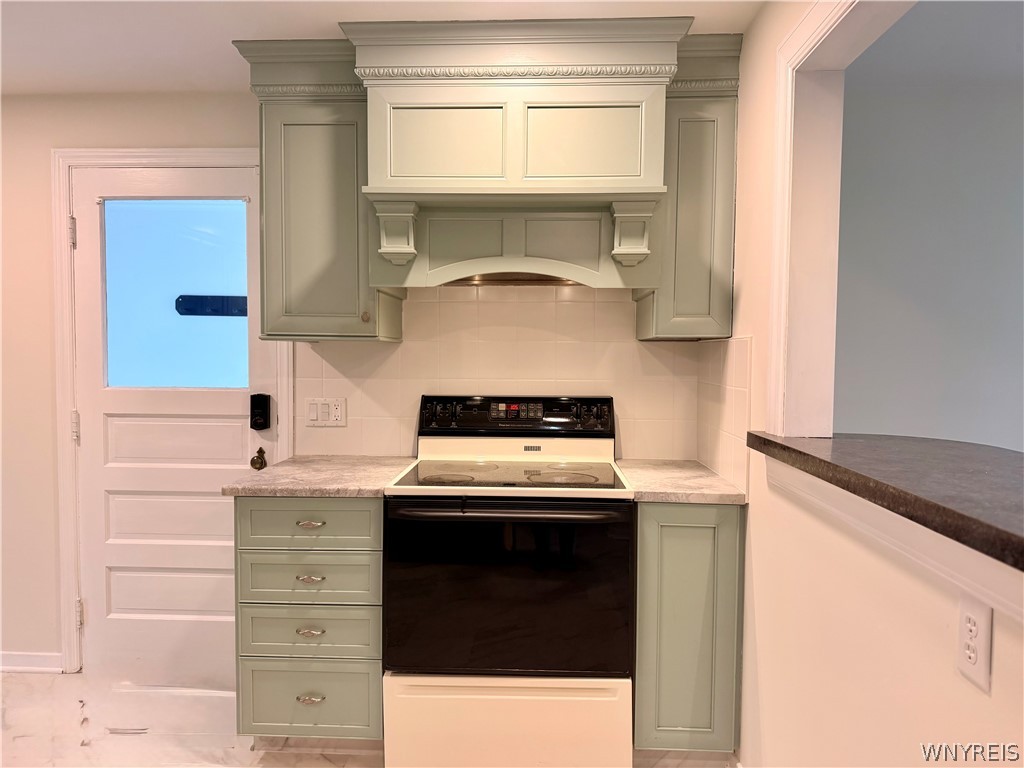 266 Merrymont Road Cheektowaga, NY 14225 - Photo 8 of 47