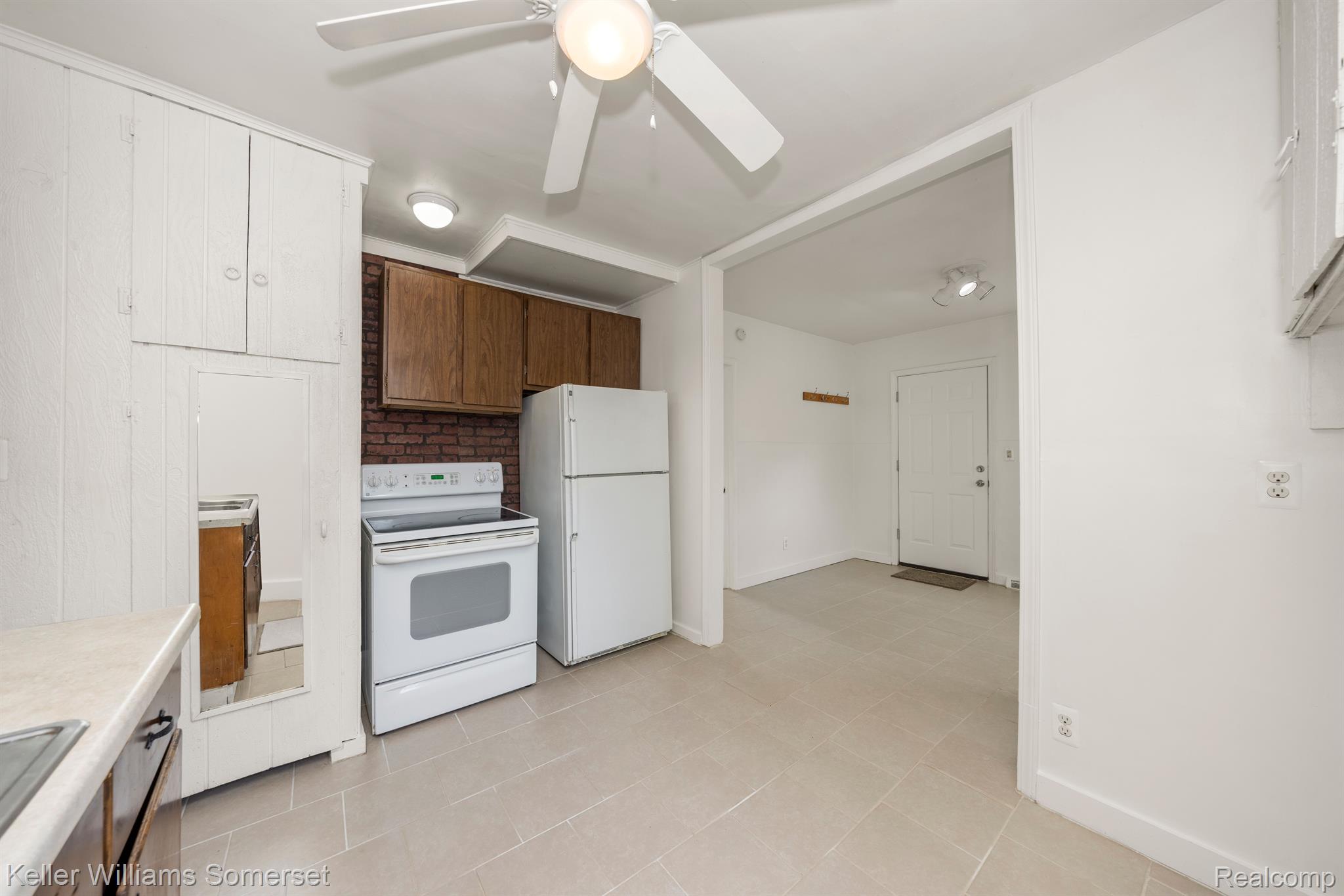 2115 Leitch Road Ferndale, MI 48220 - Photo 12 of 30 Gallery Image 12
