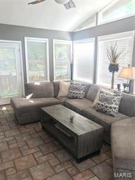 5728 Huntsport Road St. Louis, MO 63129 - Photo 17 of 52
