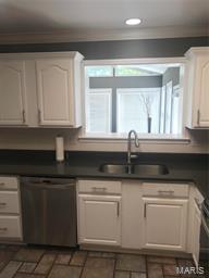 5728 Huntsport Road St. Louis, MO 63129 - Photo 9 of 52