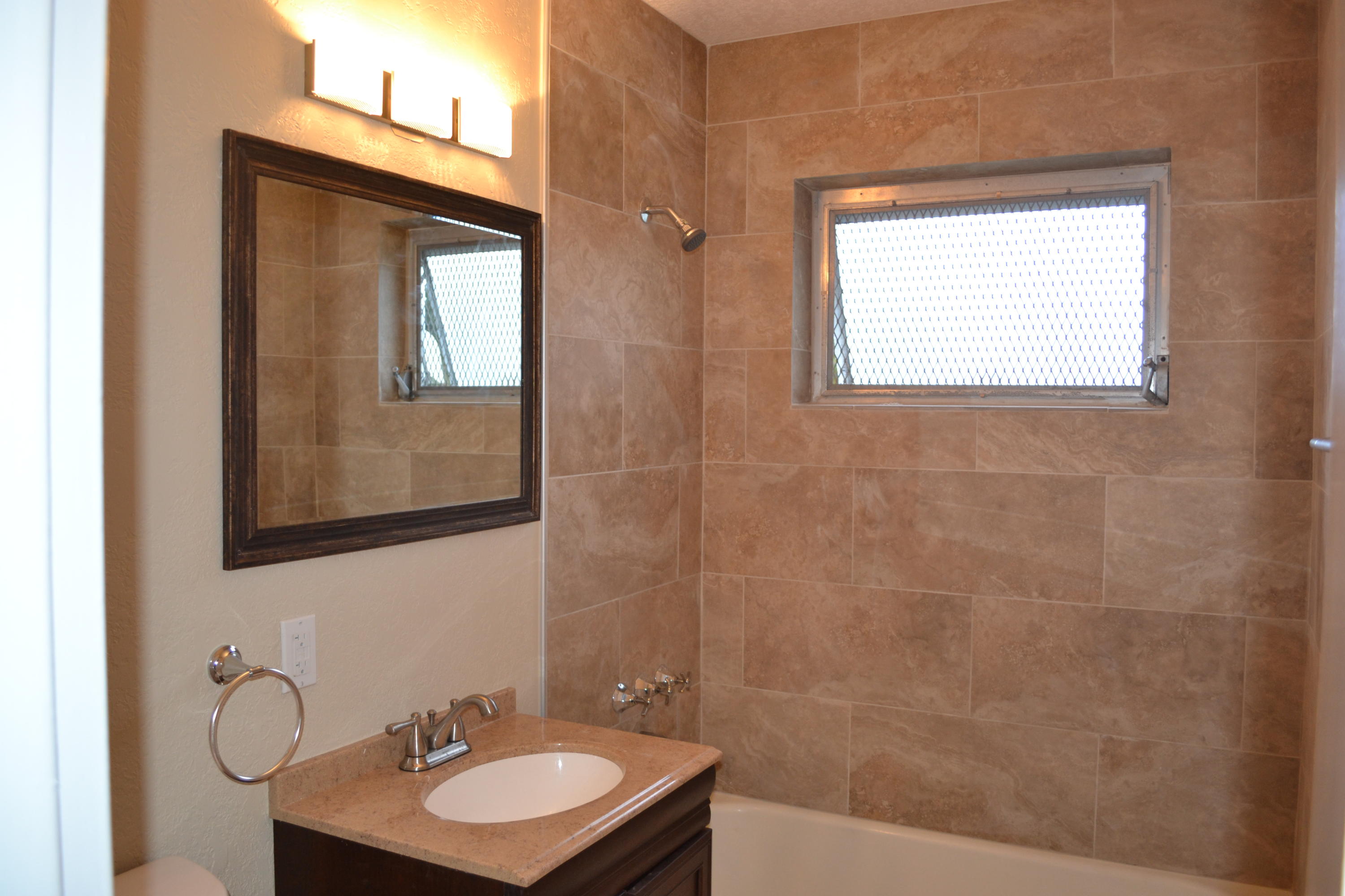 600 Cherry Road West Palm Beach, FL 33409 - Photo 6 of 6 BATH