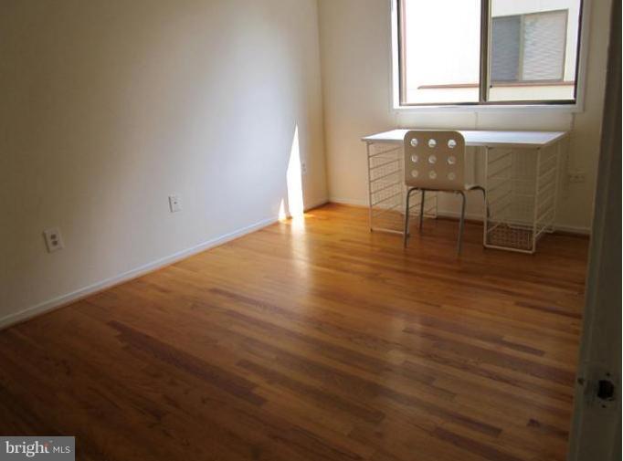 9309 Friars Road Bethesda, MD 20817 - Photo 16 of 19 Bedroom 4