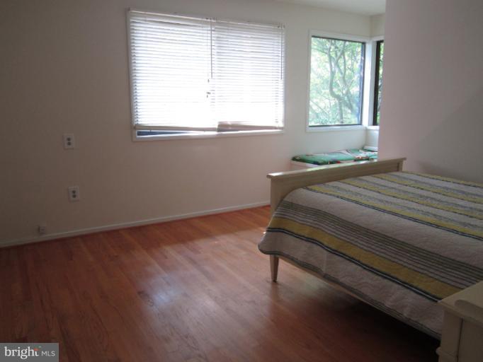 9309 Friars Road Bethesda, MD 20817 - Photo 18 of 19 Bedroom 3