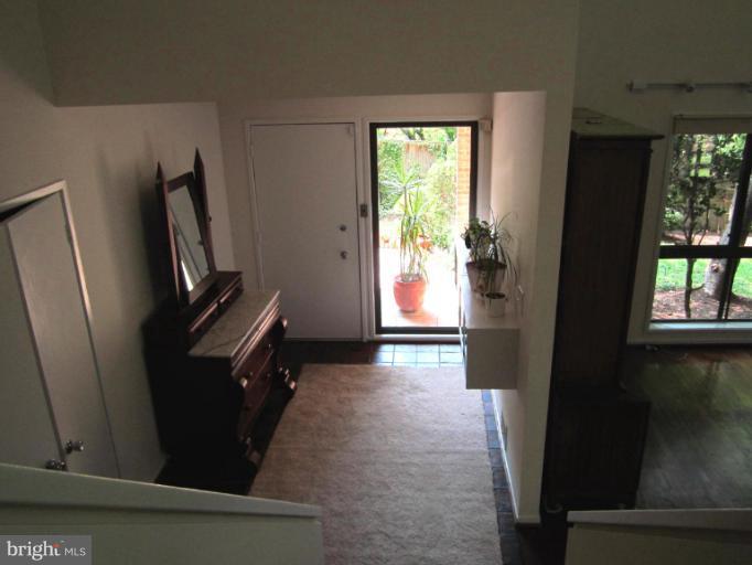 9309 Friars Road Bethesda, MD 20817 - Photo 4 of 19 Entrance Foyer