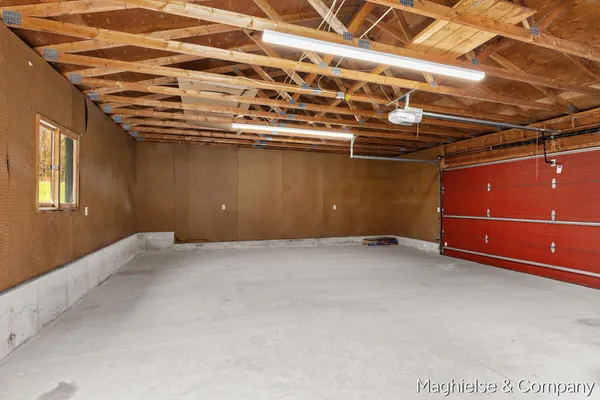 $450,000 | 9391 Summit Avenue Northeast, Rockford, MI 49341