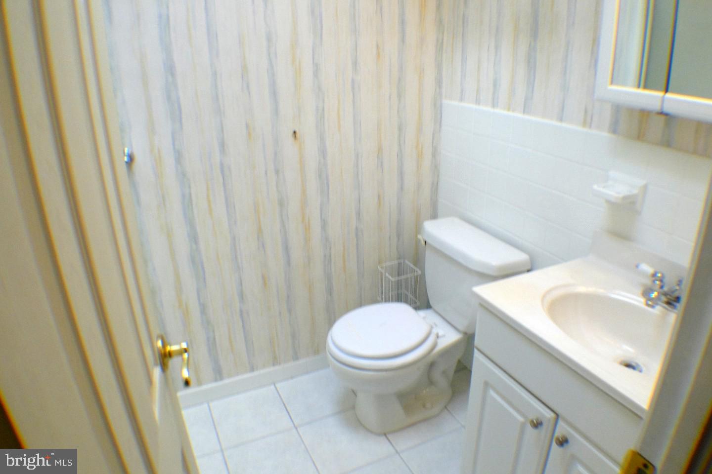 12409 Balston Road Philadelphia, PA 19154 - Photo 15 of 27