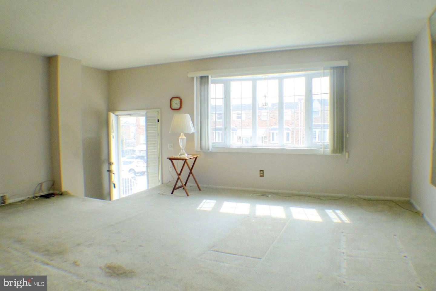 12409 Balston Road Philadelphia, PA 19154 - Photo 5 of 27