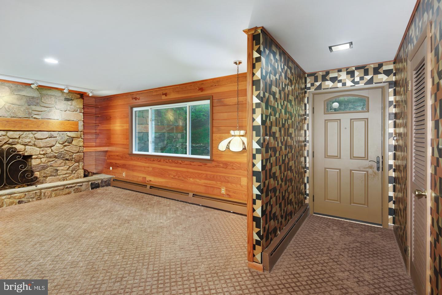141 Tower Hill Road Doylestown, PA 18901 - Photo 11 of 39 Living Room/Front Entrance