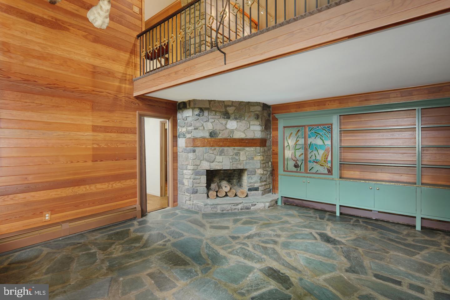 141 Tower Hill Road Doylestown, PA 18901 - Photo 10 of 39 Family Room