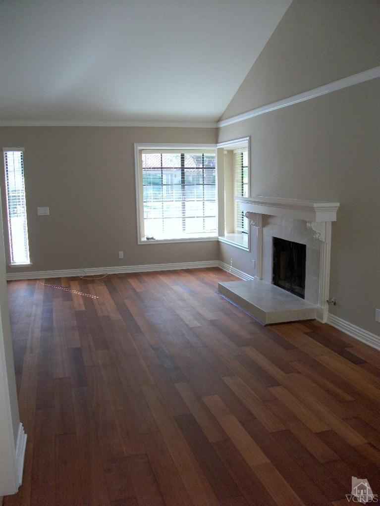 932 Thistlegate Road Oak Park, CA 91377 - Photo 2 of 28 Additional Photo