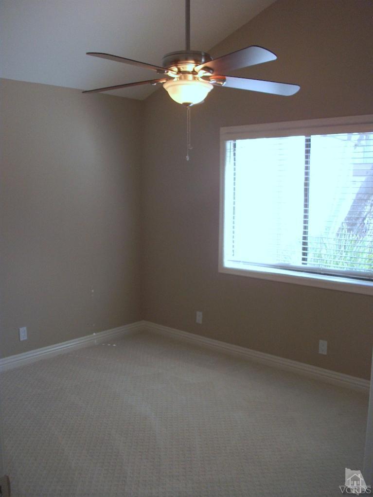 932 Thistlegate Road Oak Park, CA 91377 - Photo 17 of 28 Additional Photo