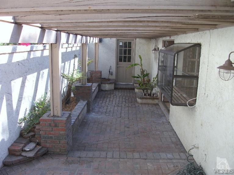 932 Thistlegate Road Oak Park, CA 91377 - Photo 23 of 28 Additional Photo