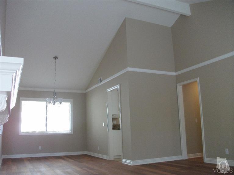 932 Thistlegate Road Oak Park, CA 91377 - Photo 4 of 28 Additional Photo