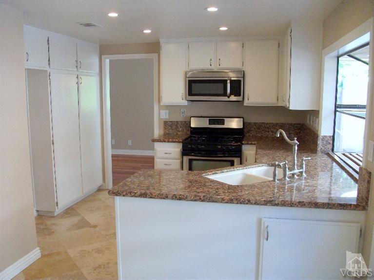 932 Thistlegate Road Oak Park, CA 91377 - Photo 8 of 28 Additional Photo