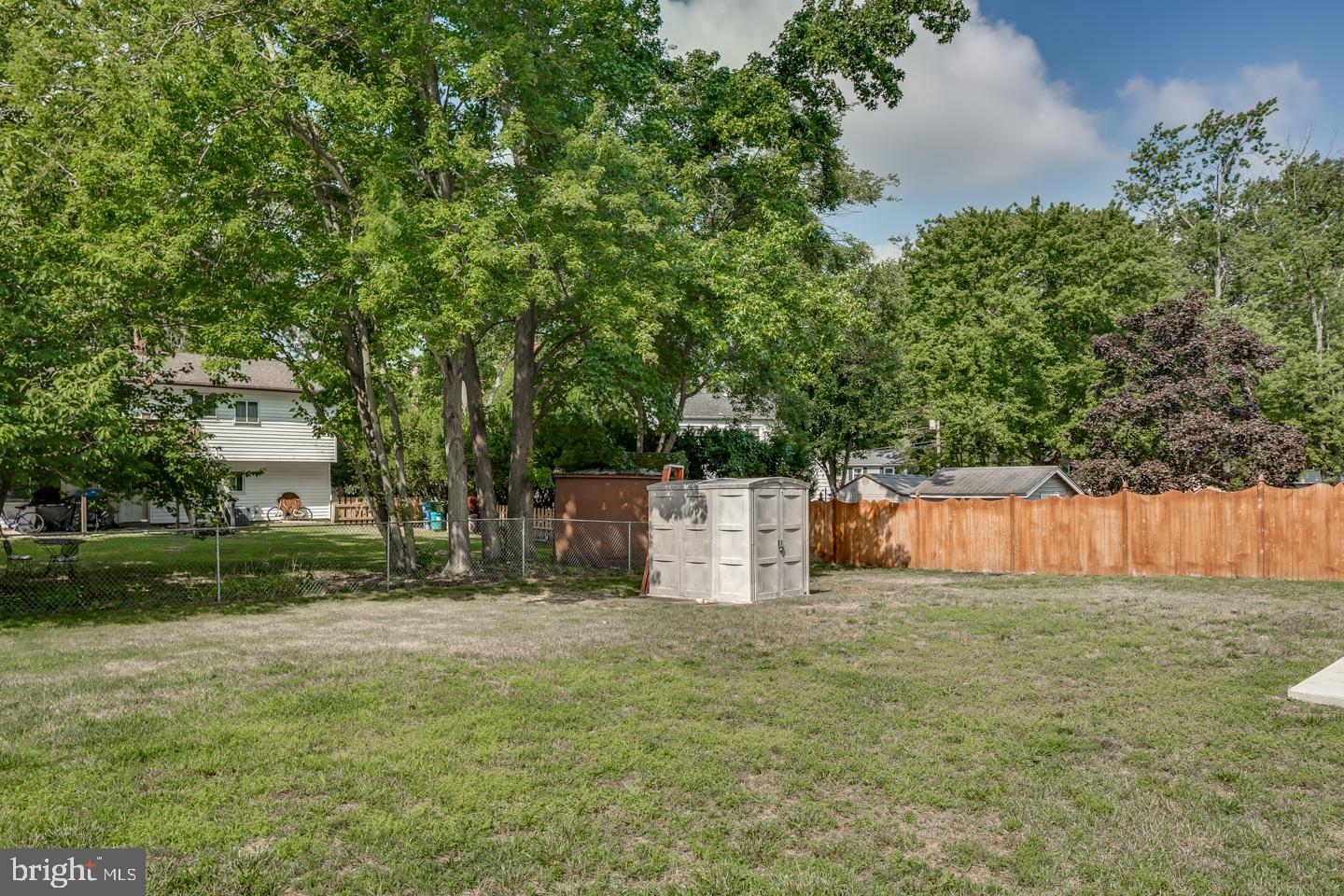 508 Deer Road Cherry Hill, NJ 08034 - Photo 5 of 22 Fenced Yard