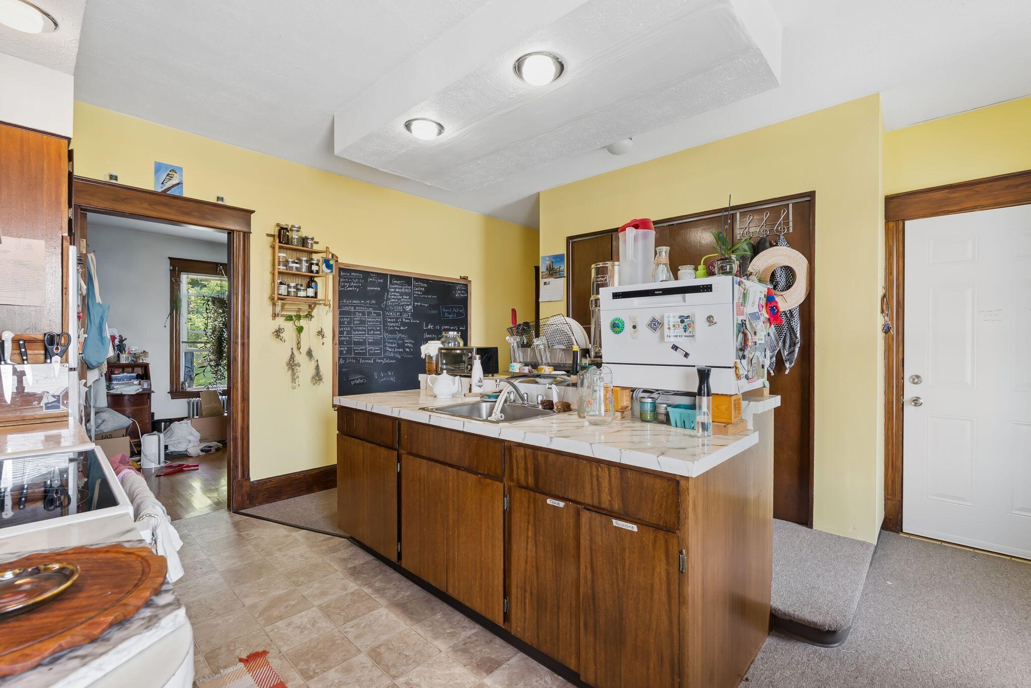 171 Walnut Street Lewiston, ME 04240 - Photo 11 of 39 171 Walnut Street